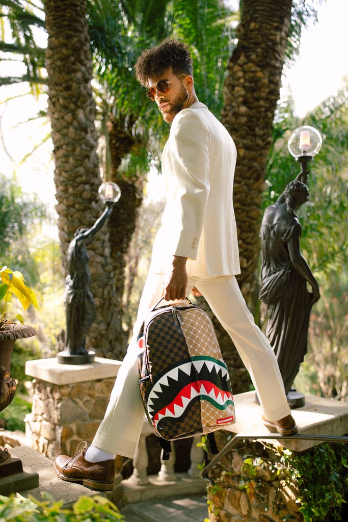 Paris Vs Florence Shark Backpack – Minius